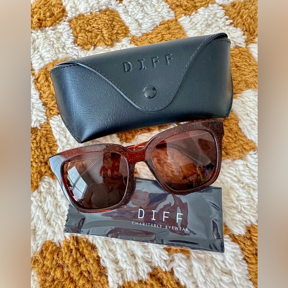 DIFF Eyewear Women's Brown Sunglasses
